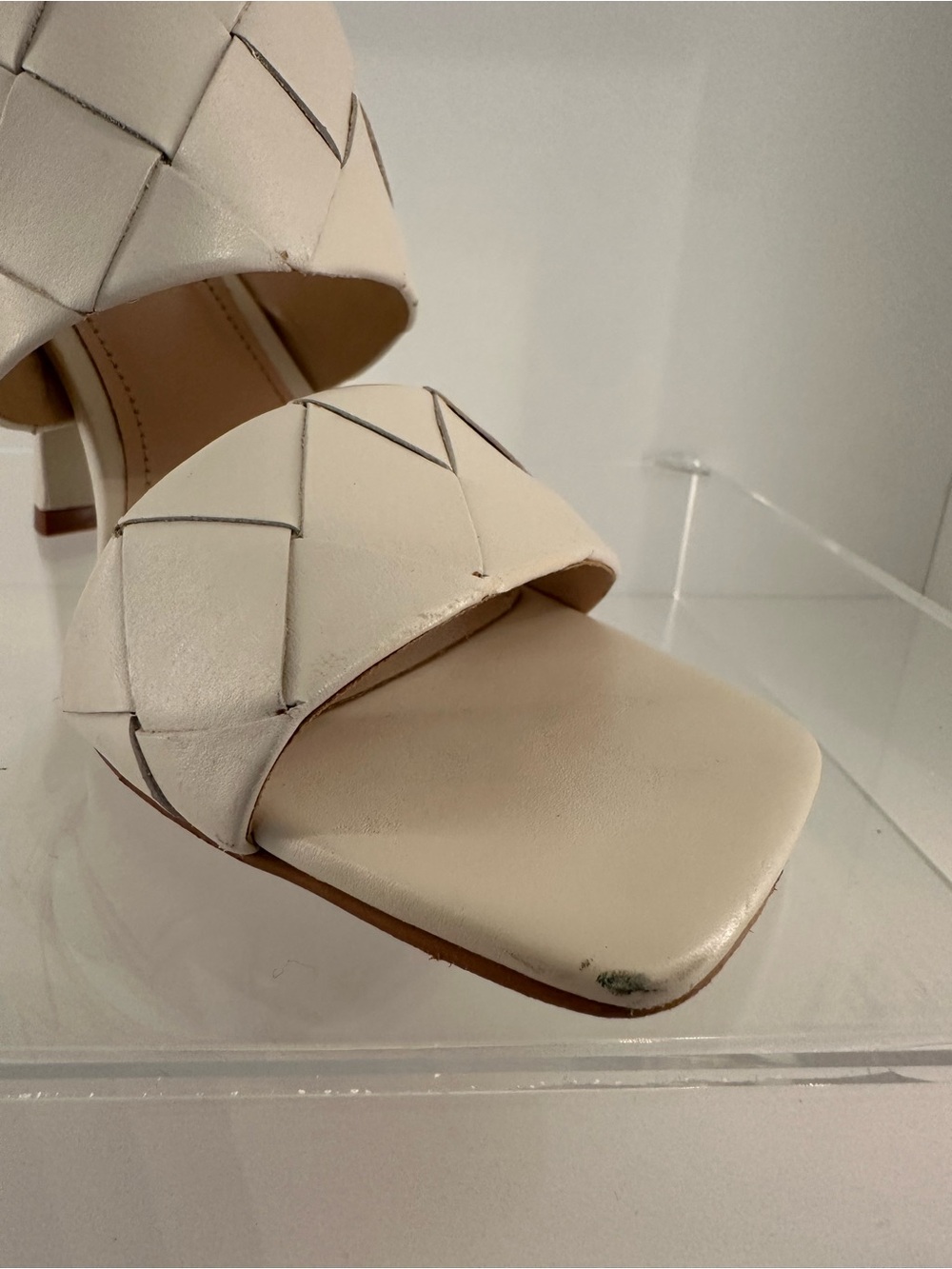 Vince Camuto Candiala Sandal Heels Womens Bone Napa Beige Leather. Size 7M - Picture 9 of 12